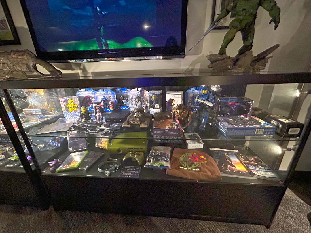Halo 3 shelf