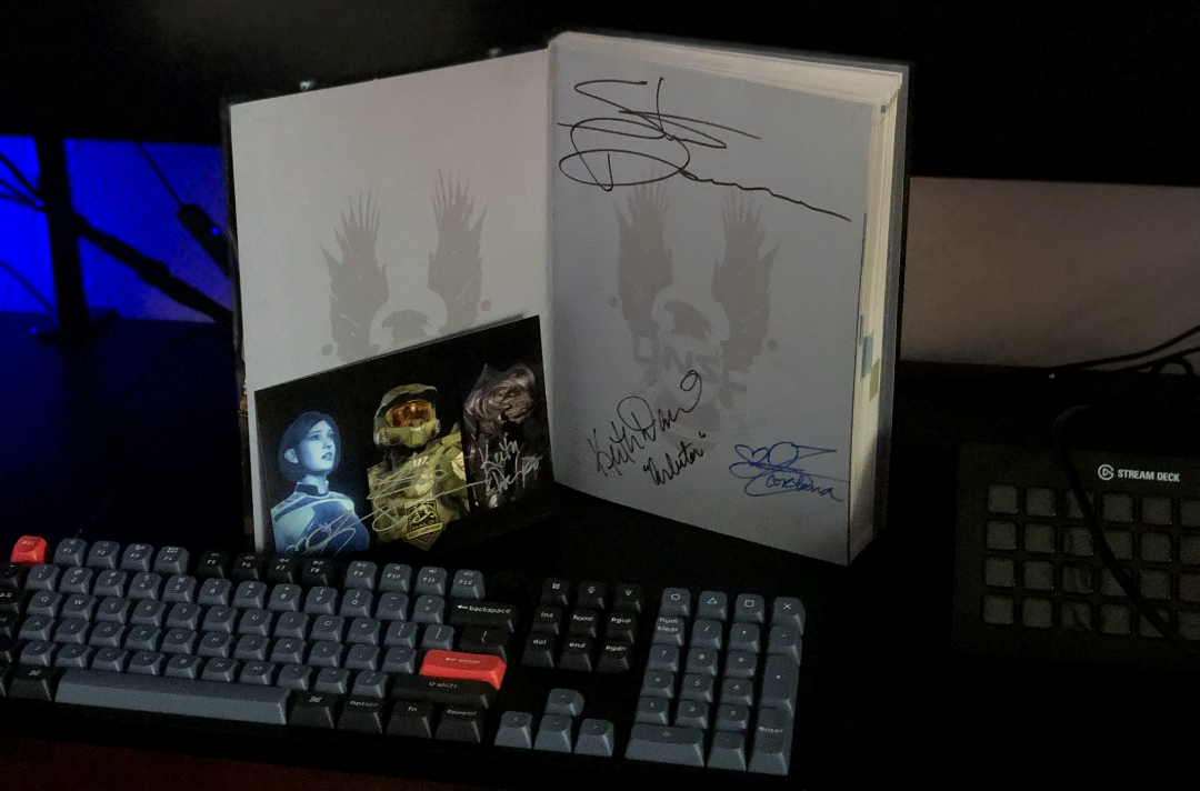 Signed copy of the Halo 4 Collector's Edition guide.